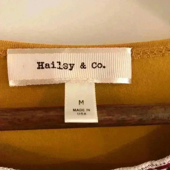 Hailey and Co. Ladies Mustard Yellow Embroidered 3/4 sleeve blouse Medium - Picture 4 of 5